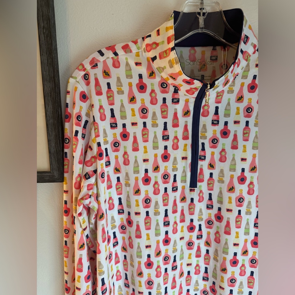 NWT SanSoleil Vineyard Wine Bottle Print Solcool 1/4 Zip Pullover Top - Picture 5 of 9
